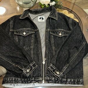ANN KLEIN vintage black denim jacked size M uni sex